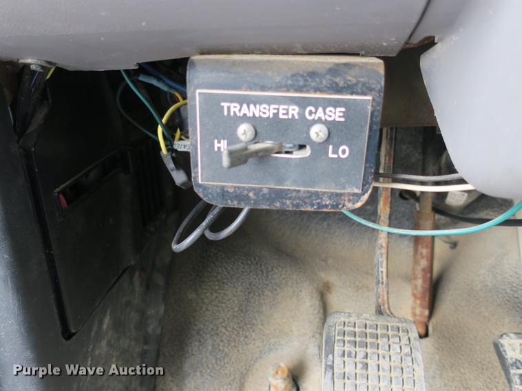 image for item DB8986 1998 Ford F800 dump truck