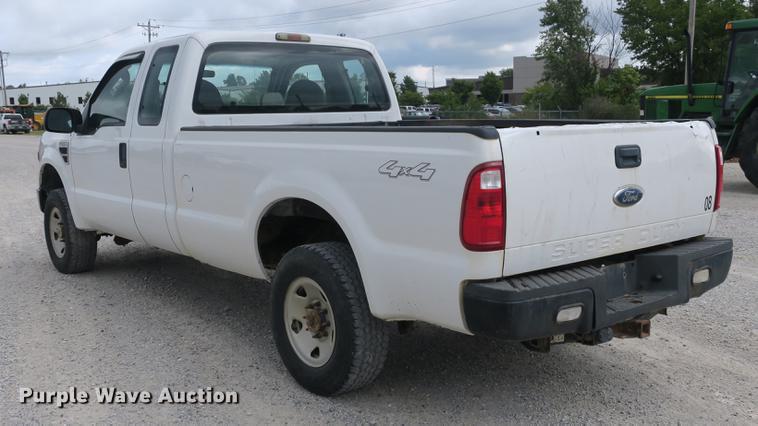 image for item DB8989 2008 Ford F250 Super Duty XL SuperCab pickup truck