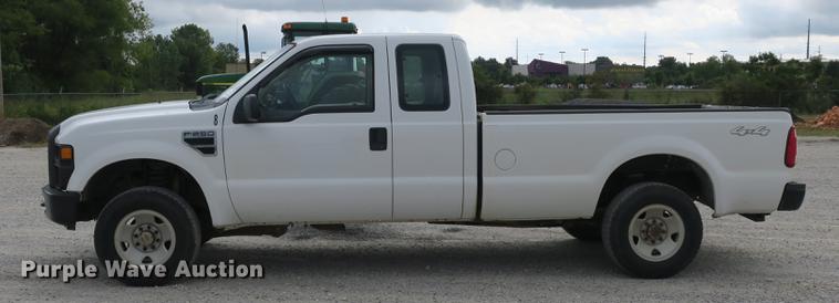 image for item DB8989 2008 Ford F250 Super Duty XL SuperCab pickup truck