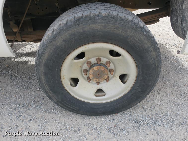 image for item DB8989 2008 Ford F250 Super Duty XL SuperCab pickup truck