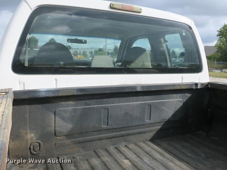 image for item DB8989 2008 Ford F250 Super Duty XL SuperCab pickup truck