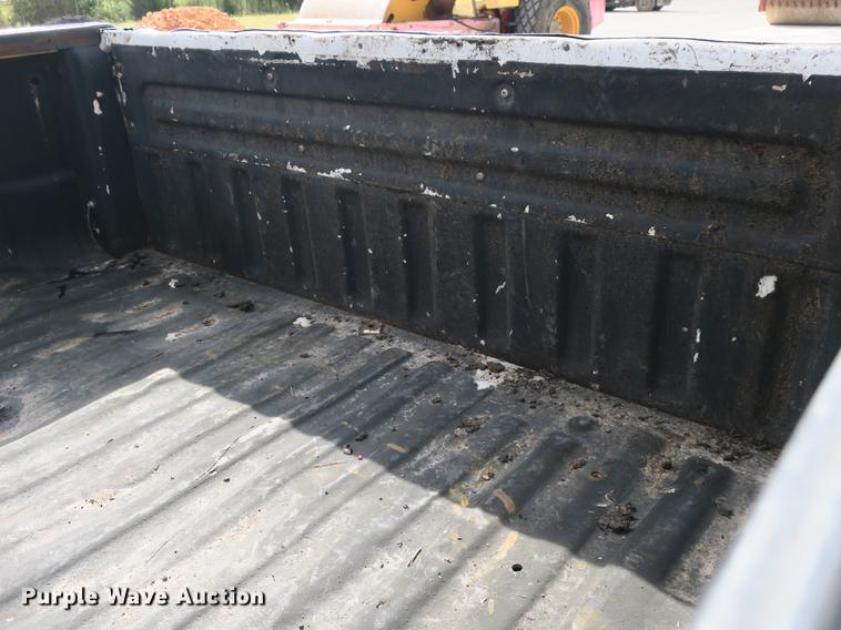 image for item DB8989 2008 Ford F250 Super Duty XL SuperCab pickup truck