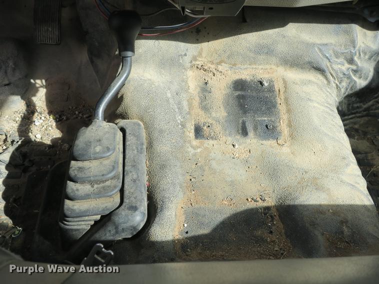 image for item DB8989 2008 Ford F250 Super Duty XL SuperCab pickup truck