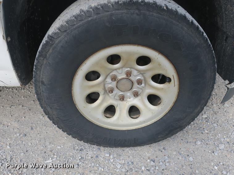 image for item DB8990 2011 Chevrolet Silverado 1500 Ext. Cab pickup truck