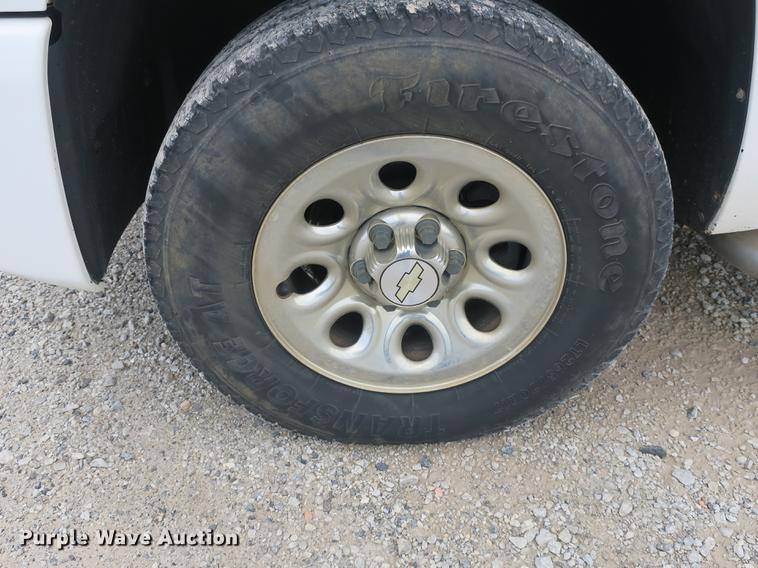 image for item DB8991 2011 Chevrolet Silverado 1500 Ext. Cab pickup truck