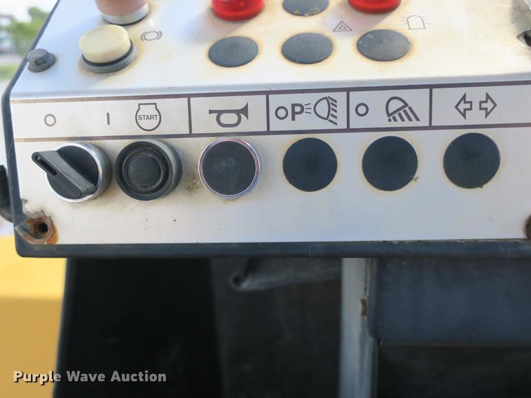 image for item DB8992 1997 Dynapac CA251D single drum vibratory roller