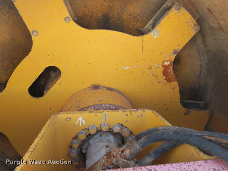 image for item DB8993 1995 Dynapac CA251D single drum vibratory roller