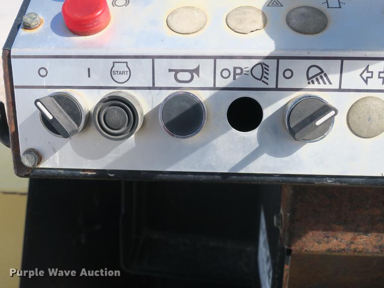 image for item DB8993 1995 Dynapac CA251D single drum vibratory roller