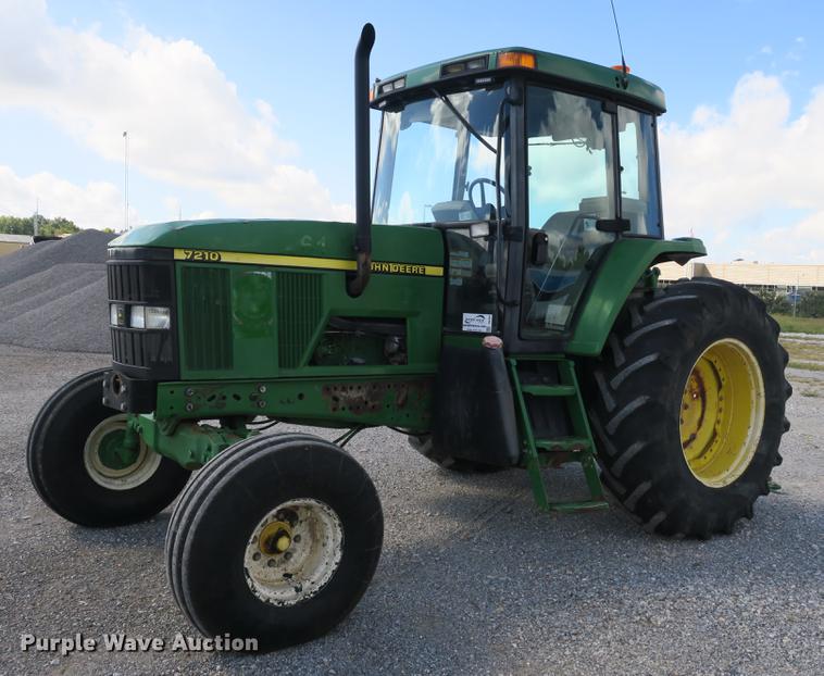 image for item DB8994 John Deere 7210 tractor
