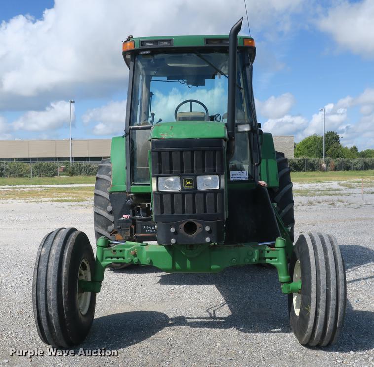 image for item DB8994 John Deere 7210 tractor