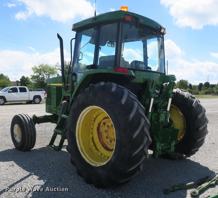 image for item DB8994 John Deere 7210 tractor