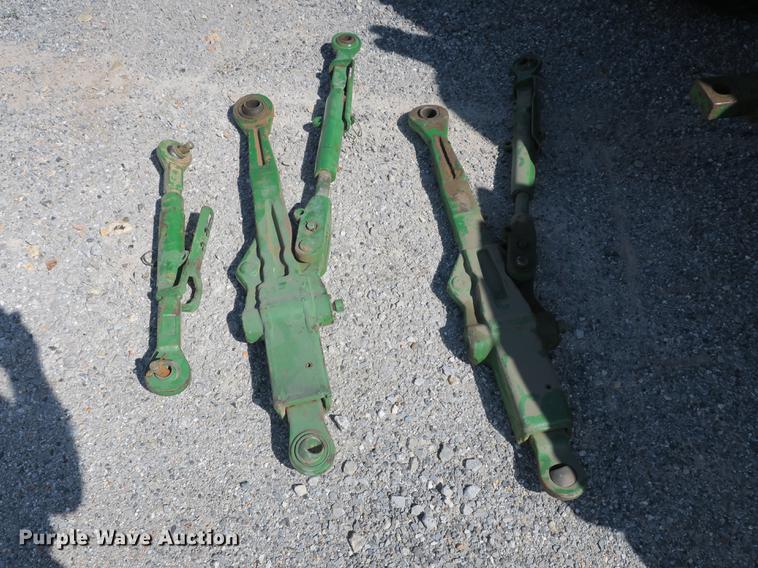 image for item DB8994 John Deere 7210 tractor