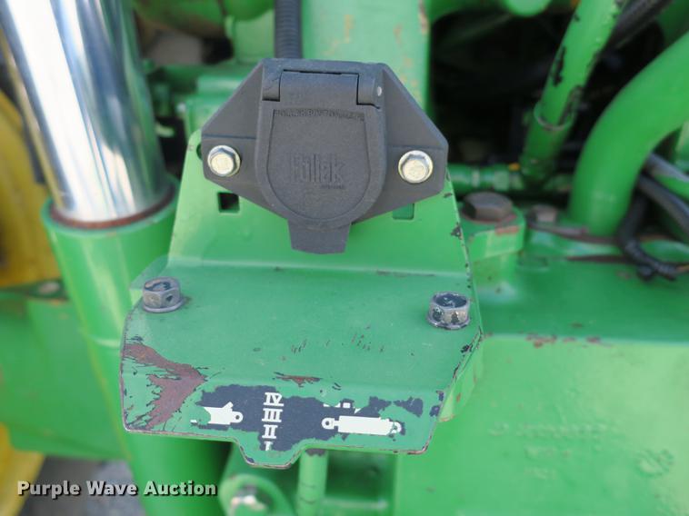 image for item DB8994 John Deere 7210 tractor