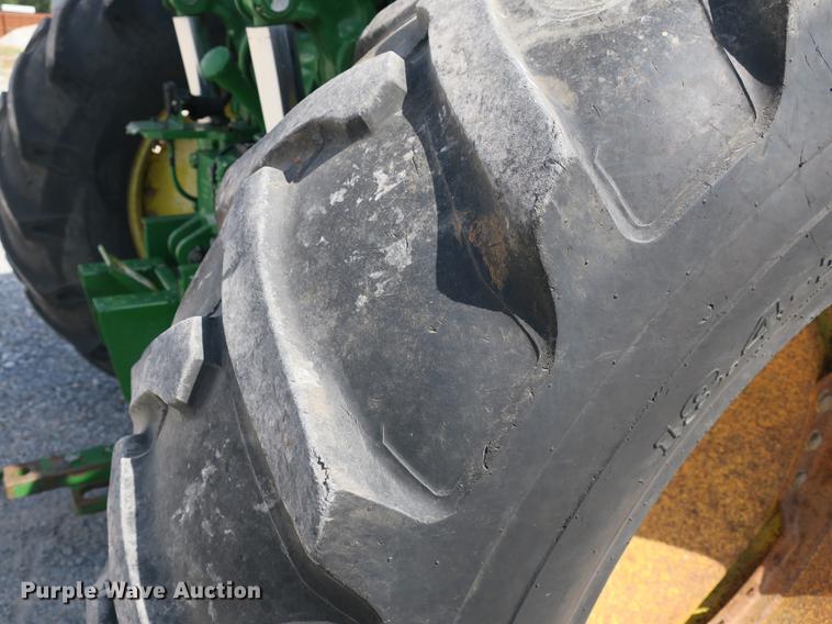 image for item DB8994 John Deere 7210 tractor