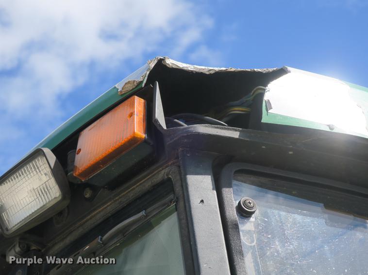 image for item DB8994 John Deere 7210 tractor