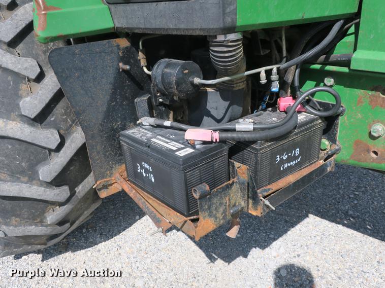 image for item DB8994 John Deere 7210 tractor