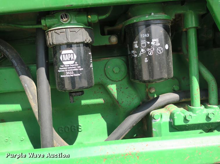 image for item DB8994 John Deere 7210 tractor