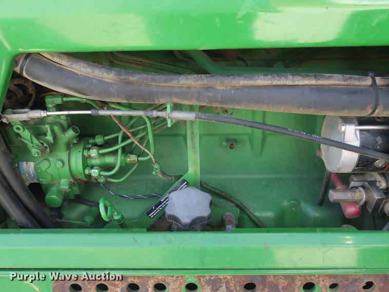 image for item DB8994 John Deere 7210 tractor