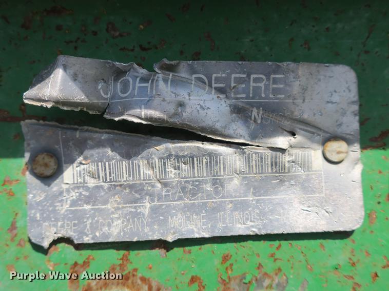 image for item DB8994 John Deere 7210 tractor