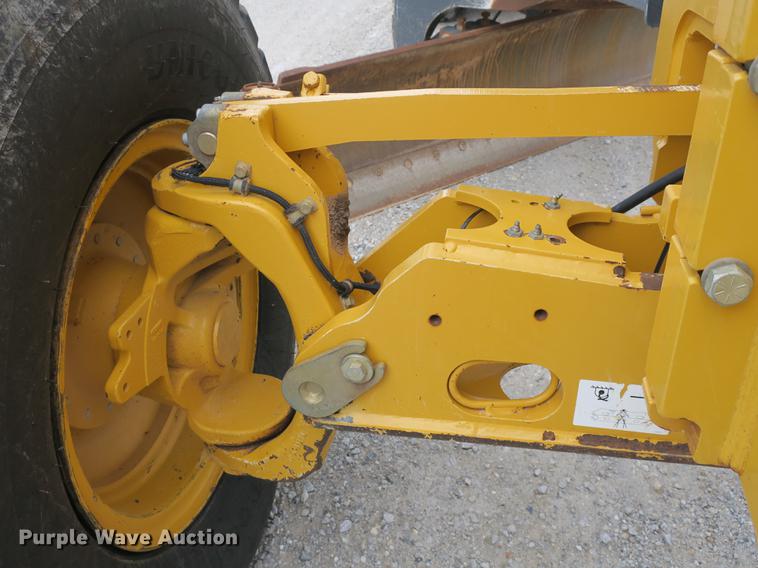 image for item DB8995 2012 John Deere 770GP motor grader