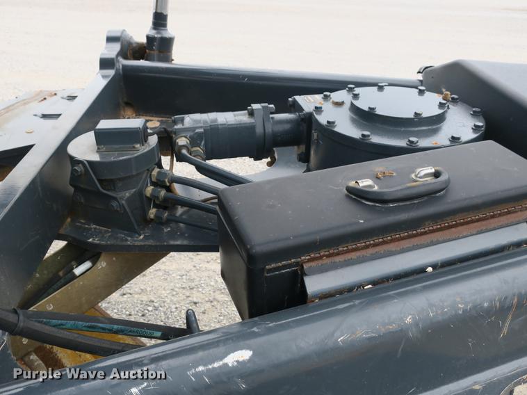 image for item DB8995 2012 John Deere 770GP motor grader