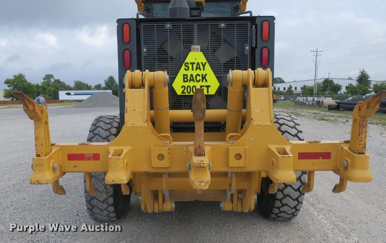 image for item DB8995 2012 John Deere 770GP motor grader