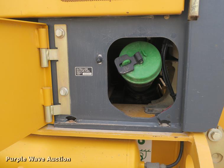 image for item DB8995 2012 John Deere 770GP motor grader