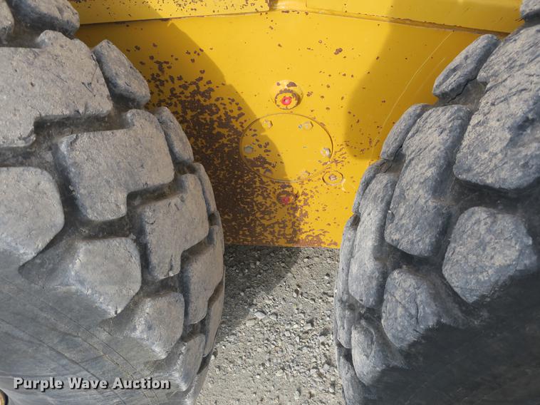 image for item DB8995 2012 John Deere 770GP motor grader