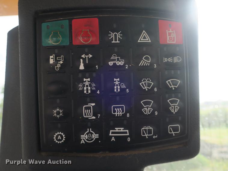 image for item DB8995 2012 John Deere 770GP motor grader