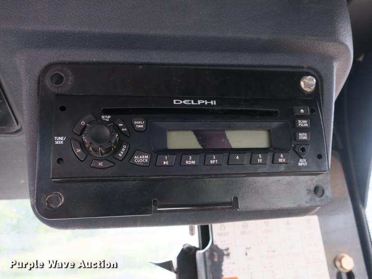 image for item DB8995 2012 John Deere 770GP motor grader