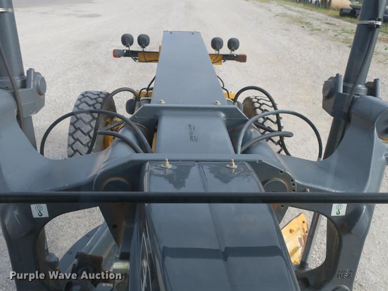 image for item DB8995 2012 John Deere 770GP motor grader