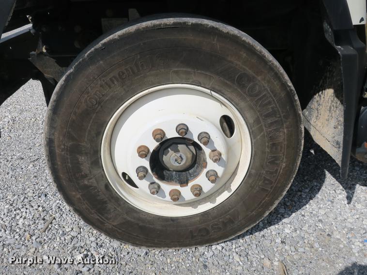 image for item DB8996 2007 Mack CV713 Granite dump truck