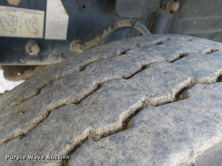 image for item DB8996 2007 Mack CV713 Granite dump truck