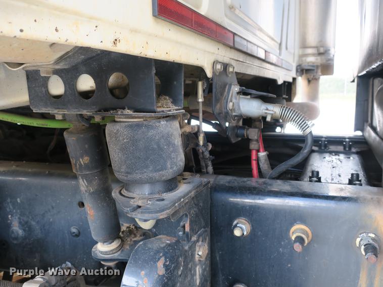 image for item DB8996 2007 Mack CV713 Granite dump truck