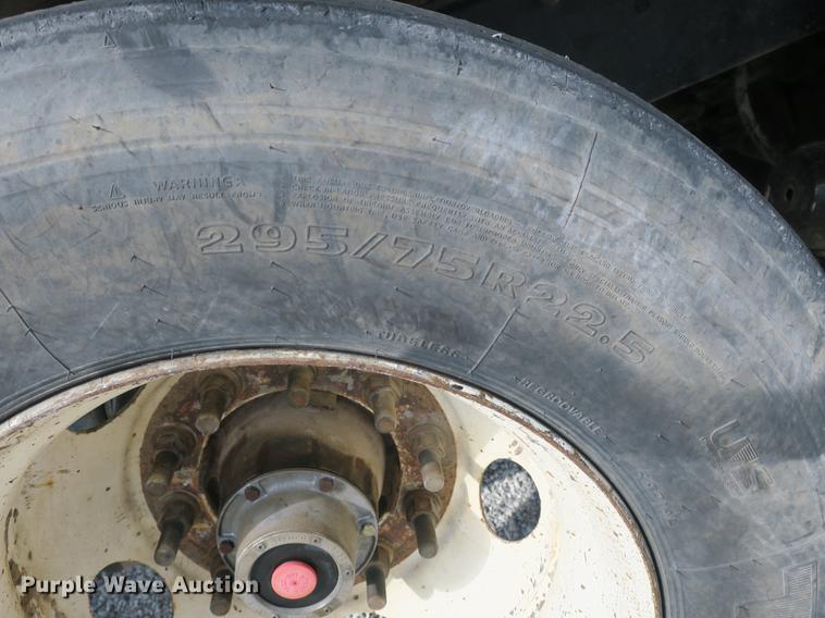 image for item DB8996 2007 Mack CV713 Granite dump truck