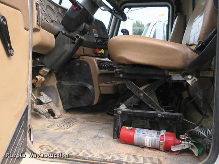 image for item DB8996 2007 Mack CV713 Granite dump truck