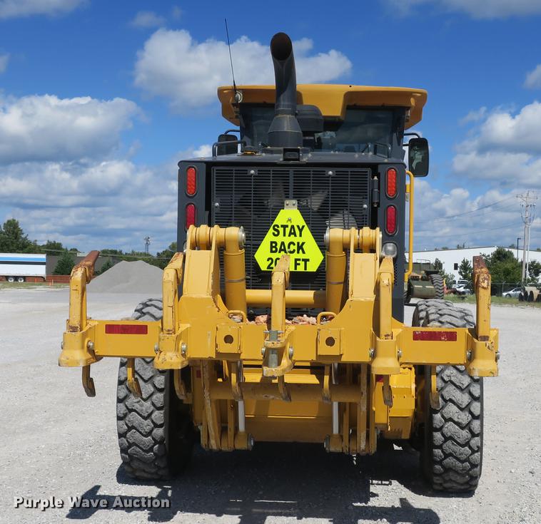 image for item DB8997 2012 John Deere 772GP motor grader