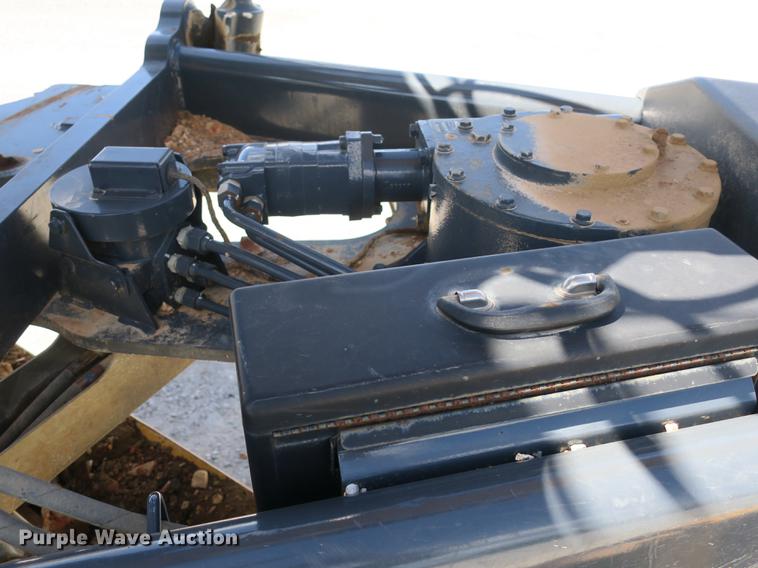 image for item DB8997 2012 John Deere 772GP motor grader