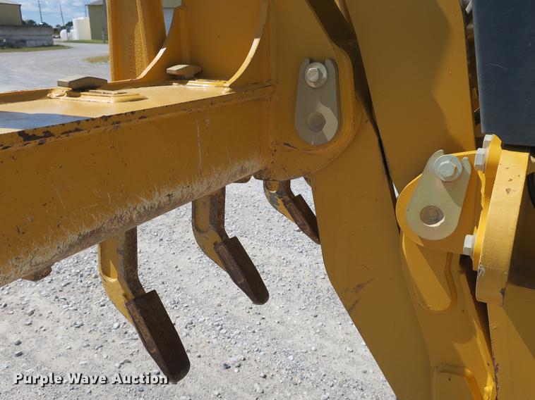 image for item DB8997 2012 John Deere 772GP motor grader