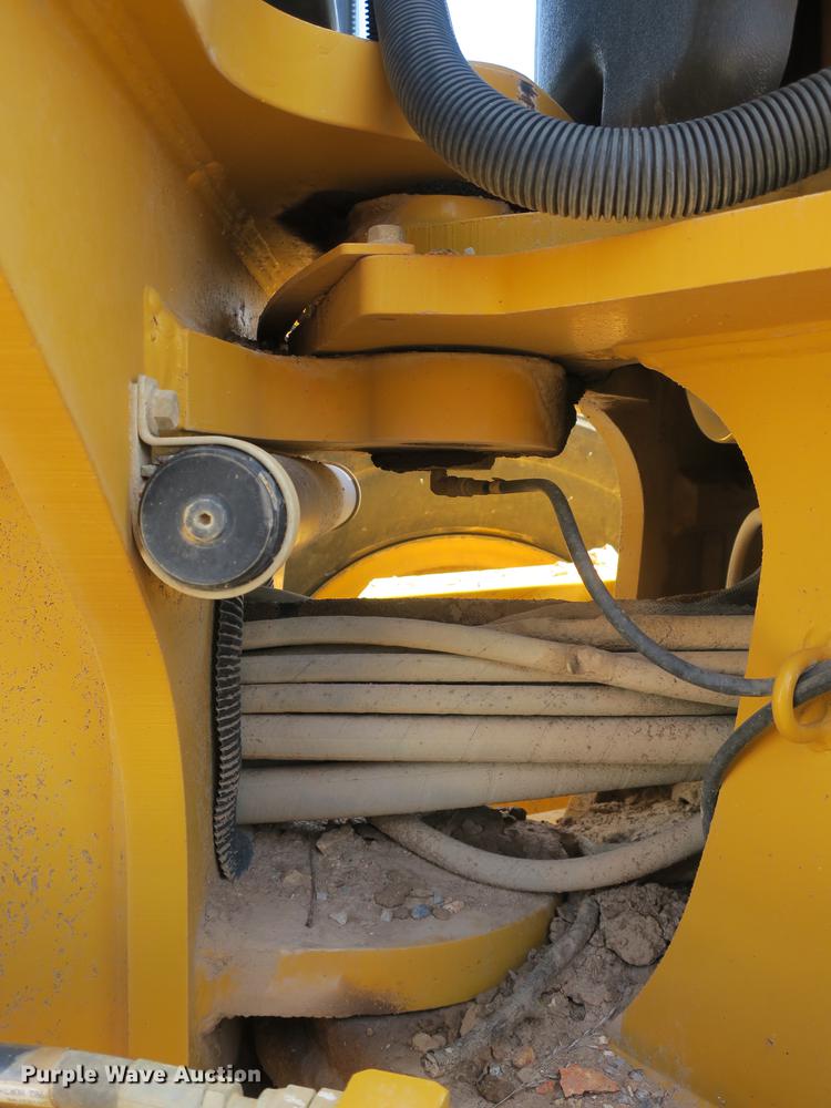 image for item DB8997 2012 John Deere 772GP motor grader