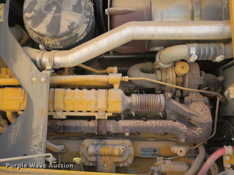 image for item DB8997 2012 John Deere 772GP motor grader