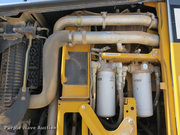 image for item DB8997 2012 John Deere 772GP motor grader