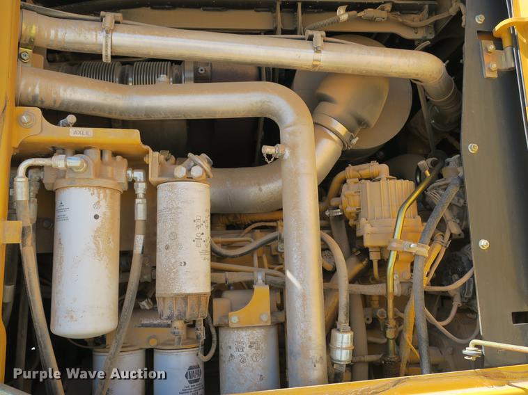 image for item DB8997 2012 John Deere 772GP motor grader