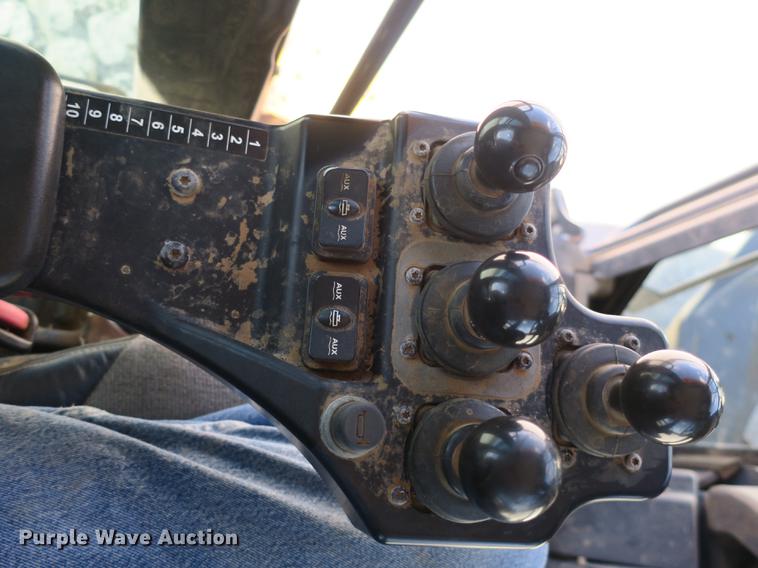 image for item DB8997 2012 John Deere 772GP motor grader