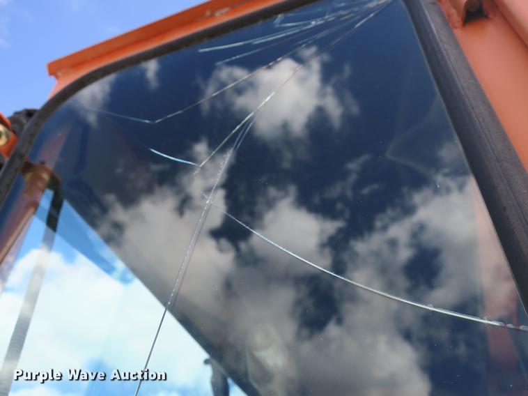 image for item DB8998 Broce RC300 broom