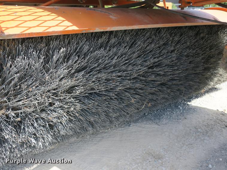 image for item DB8998 Broce RC300 broom