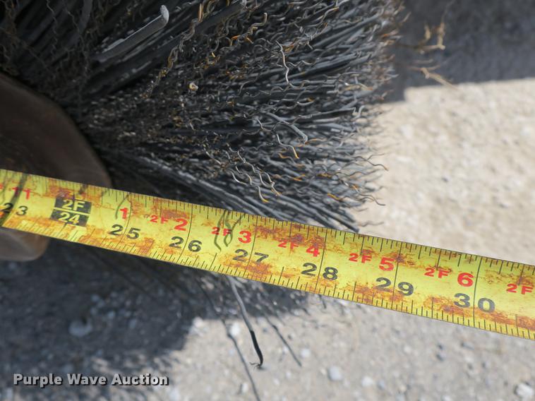 image for item DB8998 Broce RC300 broom