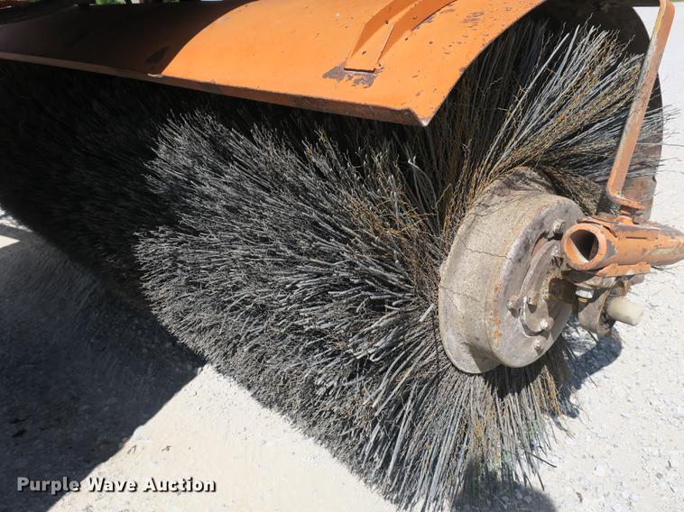 image for item DB8998 Broce RC300 broom