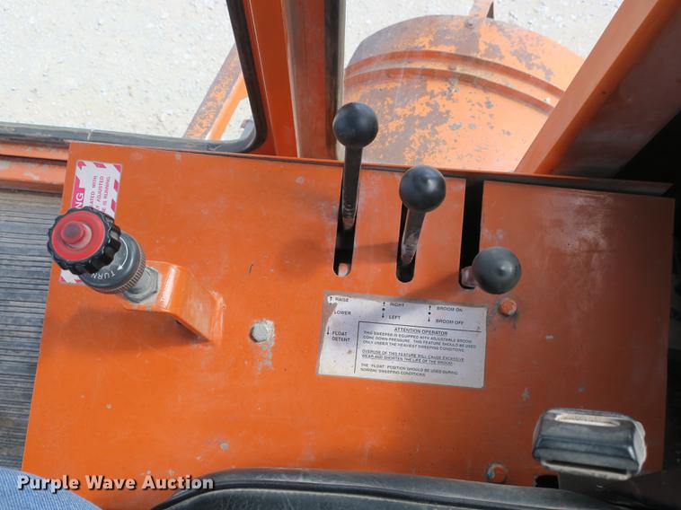 image for item DB8998 Broce RC300 broom