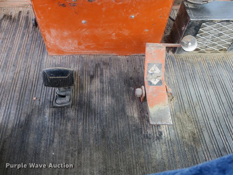 image for item DB8998 Broce RC300 broom